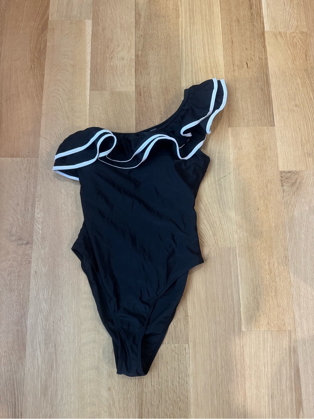 Black One-Shoulder Ruffle Women's Swimsuit